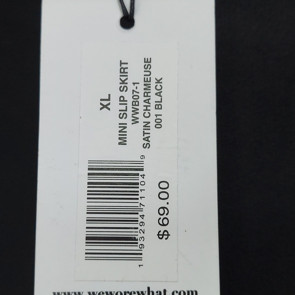 We Wore What Skirt, Size XL, Black Silky, Back Hidden Zipper, NWT New With Tags - Picture 3 of 5